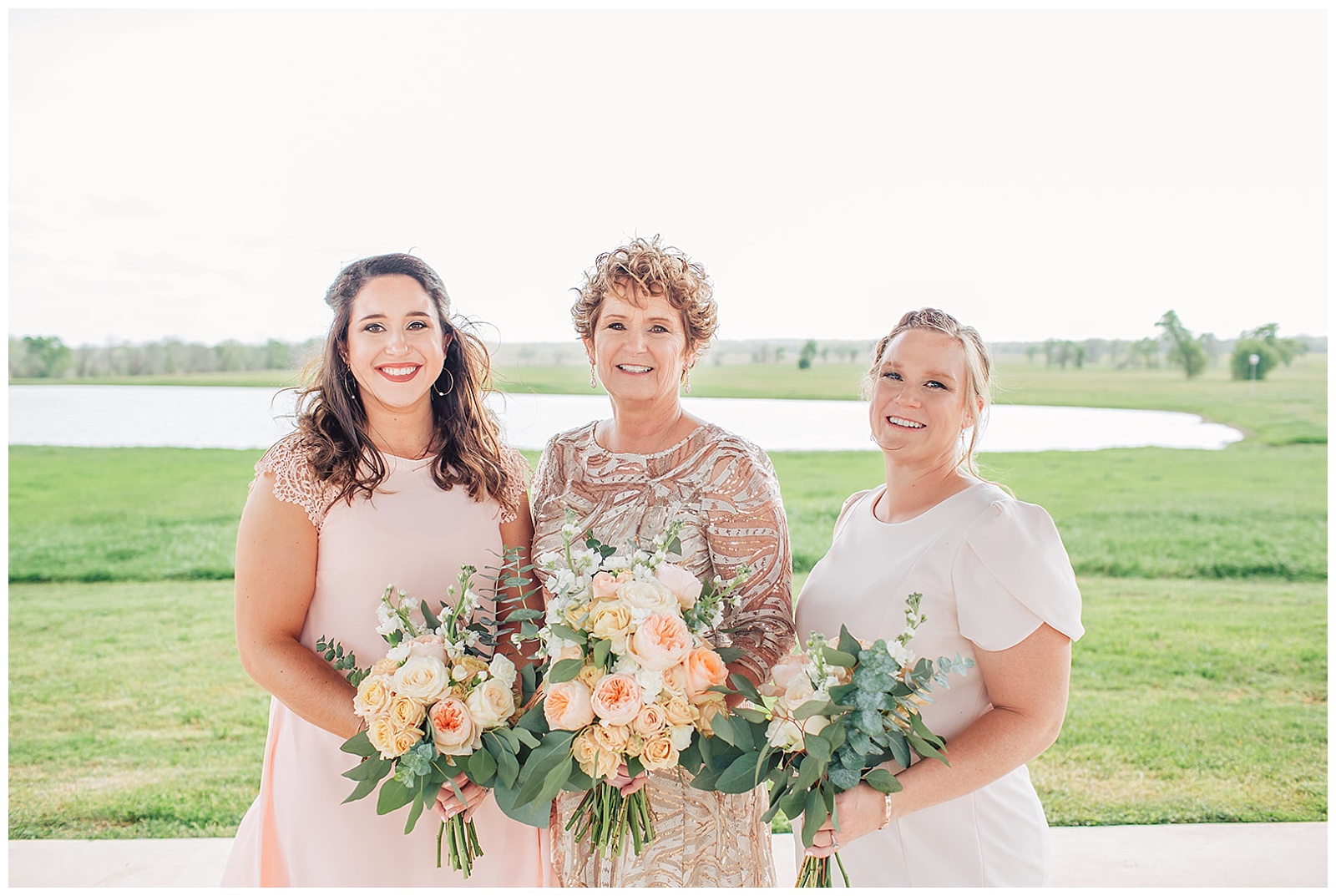 Refreshing bouquets | All-inclusive wedding at Emery's Buffalo Creek 