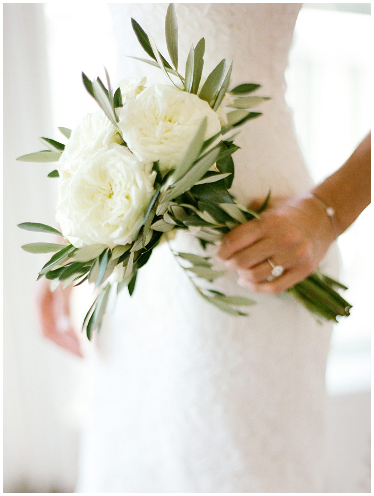 Simple modern style Bridal bouquet image from marthastewart.com. Guide to bridal bouquet styles at Emery's Buffalo Creek 