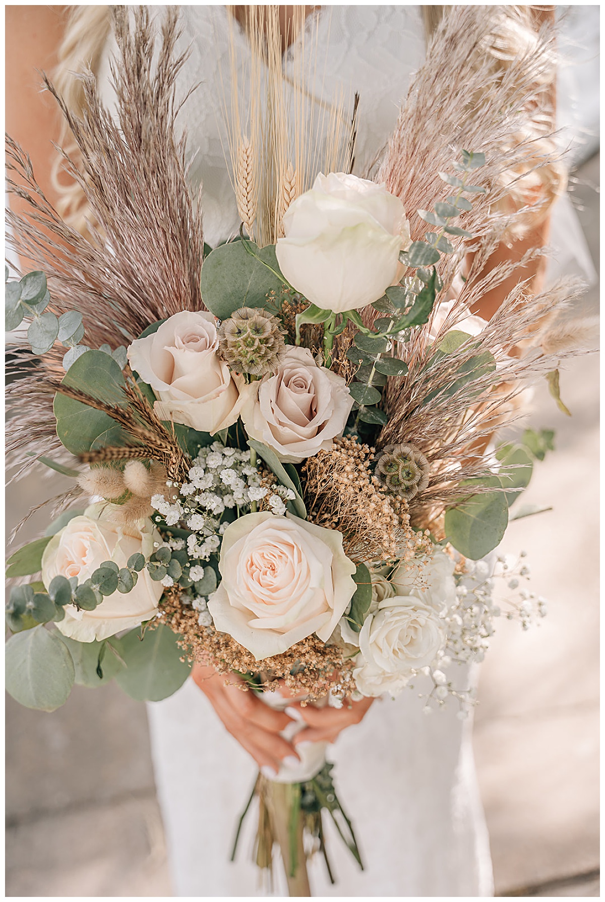 Soft Bohemian Bridal bouquet by Teal Truck Flowers in Sealy, Texas | Photography by Samantha O' Neal in Katy, Texas 