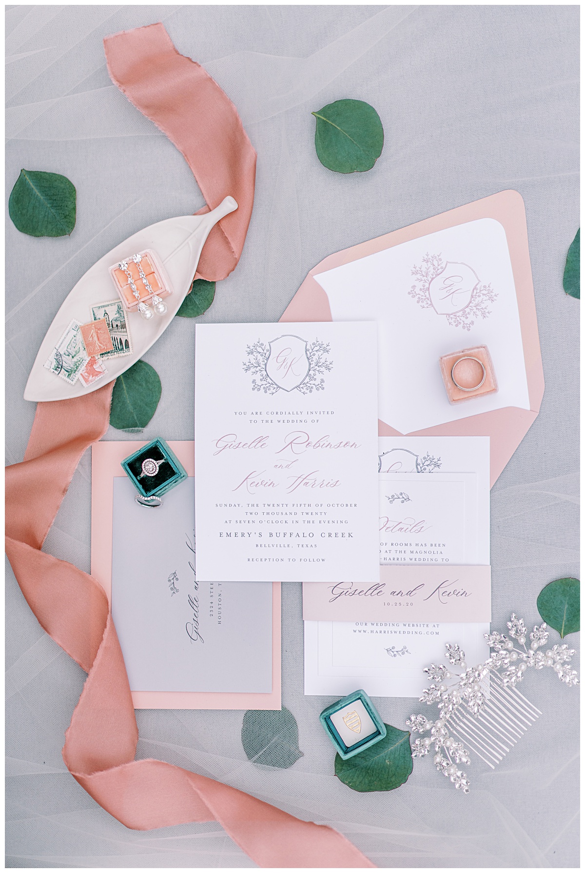 The perfect wedding invitation curated by the Paper Tie Affair for our wild and lush style shoot